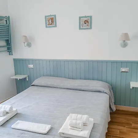 Bed & Breakfast Dafni E Naide Cefalu