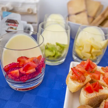 Dafni E Naide Cefalu