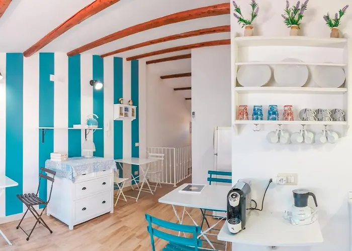 ベッド・アンド・ブレックファスト Dafni E Naide 4*