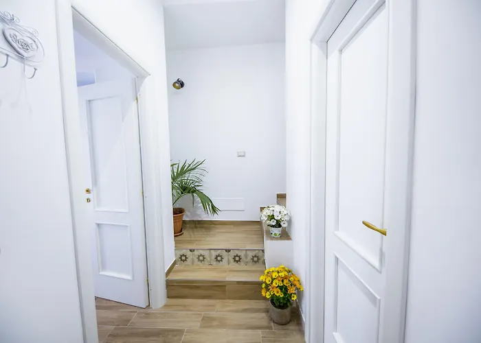 Dafni E Naide Чефалу