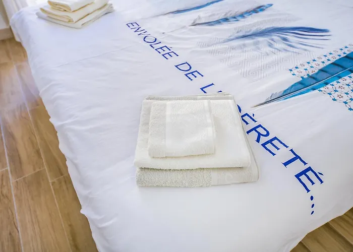 ベッド・アンド・ブレックファスト Dafni E Naide 4*