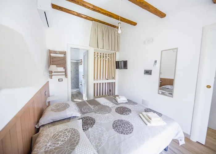 Dafni E Naide ベッド・アンド・ブレックファスト