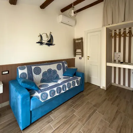Dafni E Naide Сasa de vacaciones Cefalú