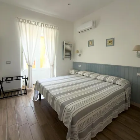 Dafni E Naide Prázdninový dům