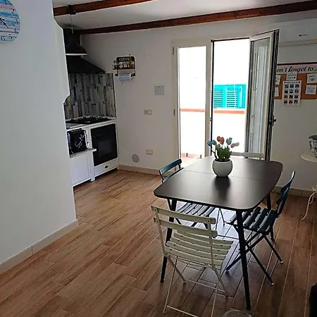 Ferienhaus Dafni E Naide *