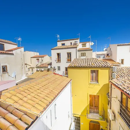 Dafni E Naide Cefalù