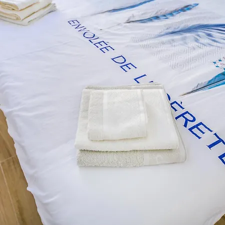 Bed & Breakfast Dafni E Naide 4*