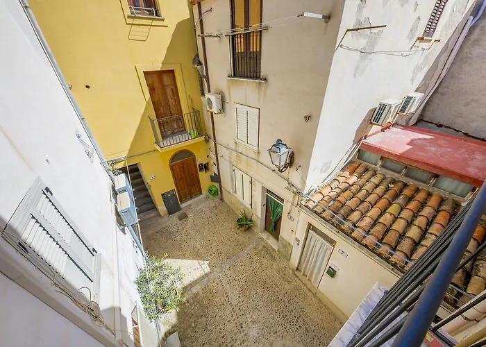 住宿加早餐酒店 Dafni E Naide 切法卢